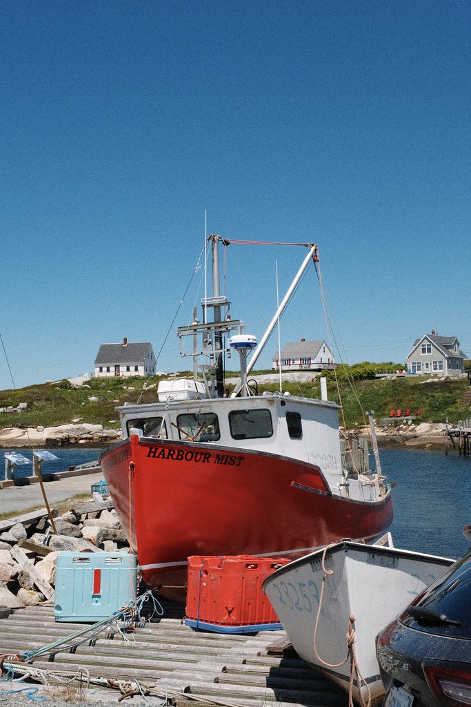 Picture of a boat at Peggy's Cove